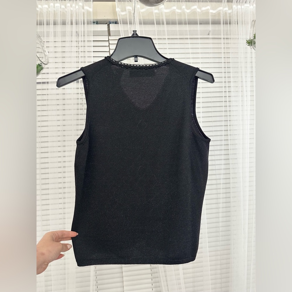 Beautiful Valerie stevens blak beaded top - Picture 3 of 4